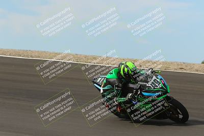 media/Oct-30-2022-CVMA (Sun) [[fb421c3cec]]/Race 6 500 Supersport-350 Supersport/